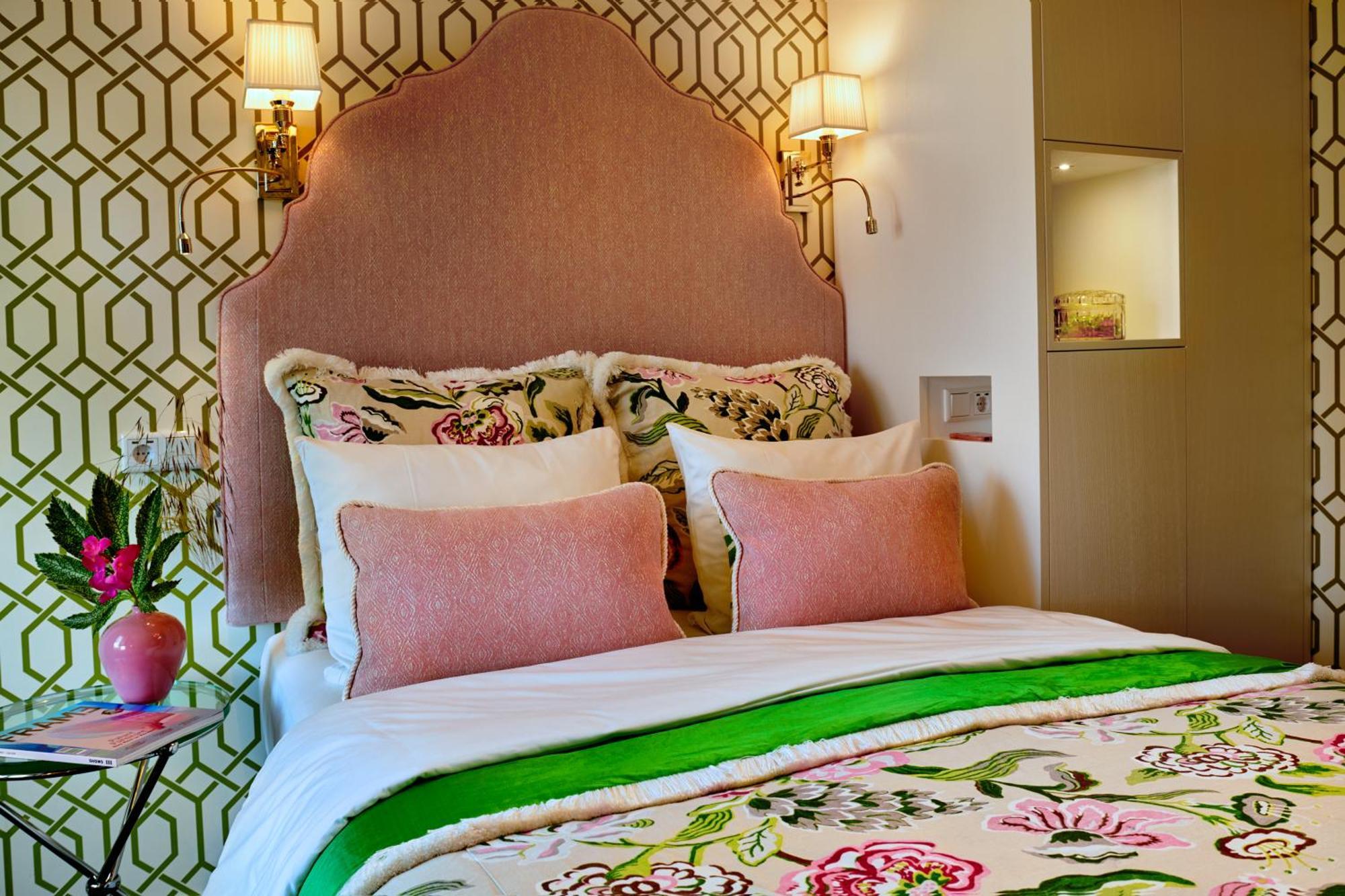 Chambre Double ou Lits Jumeaux avec Salle de Bains