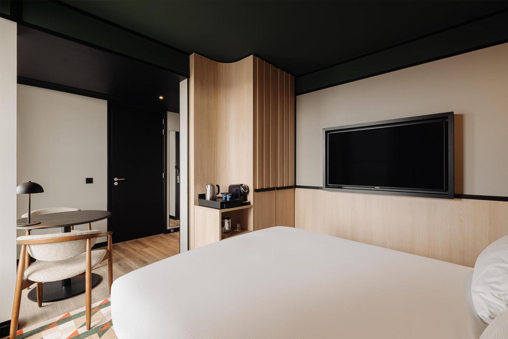 Chambre de Luxe avec Balcon - Vue sur Ville