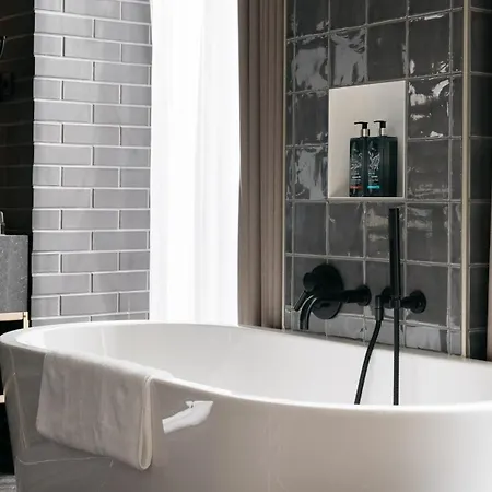 Ruby Emma Hotel Amsterdam By Ihg-2